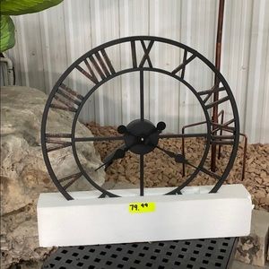 Outdoor or indoor clock